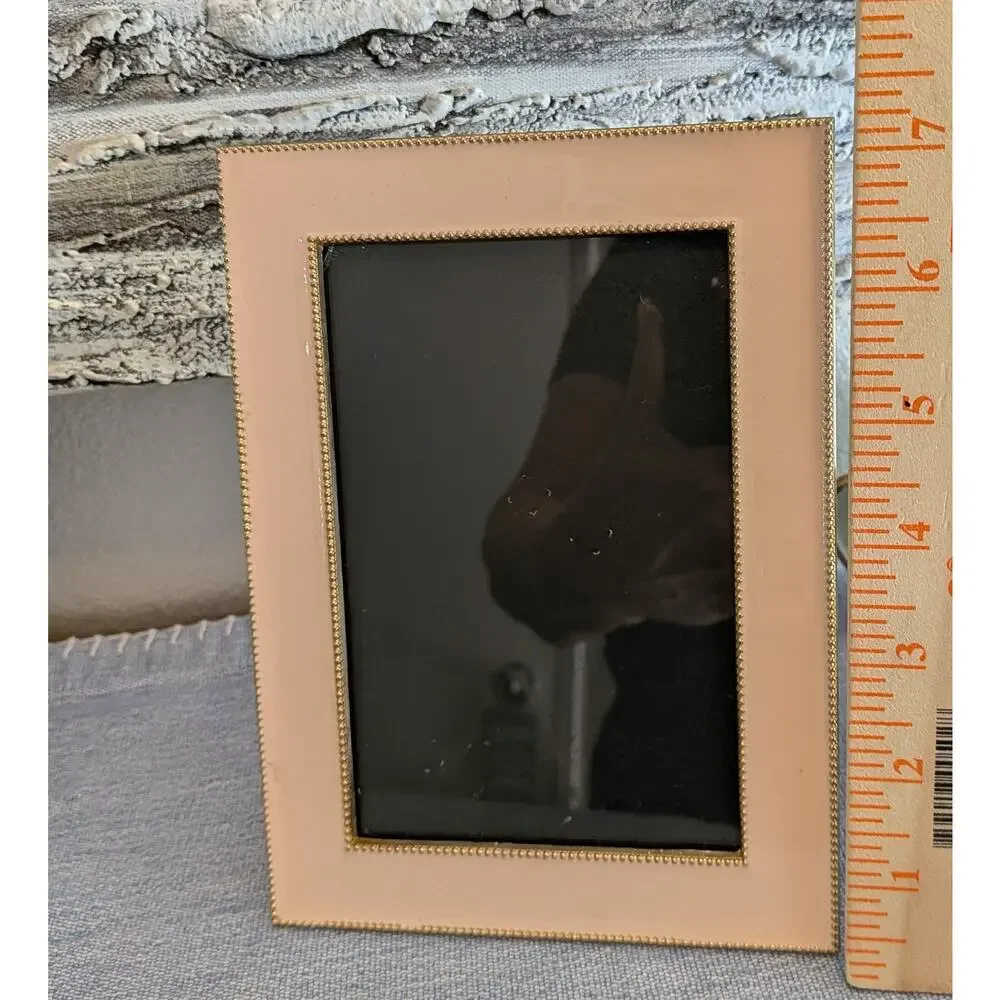 Picture Frame Sheffield Home Blush Pink Enamel Gold Beaded Trim Tabletop 4x6